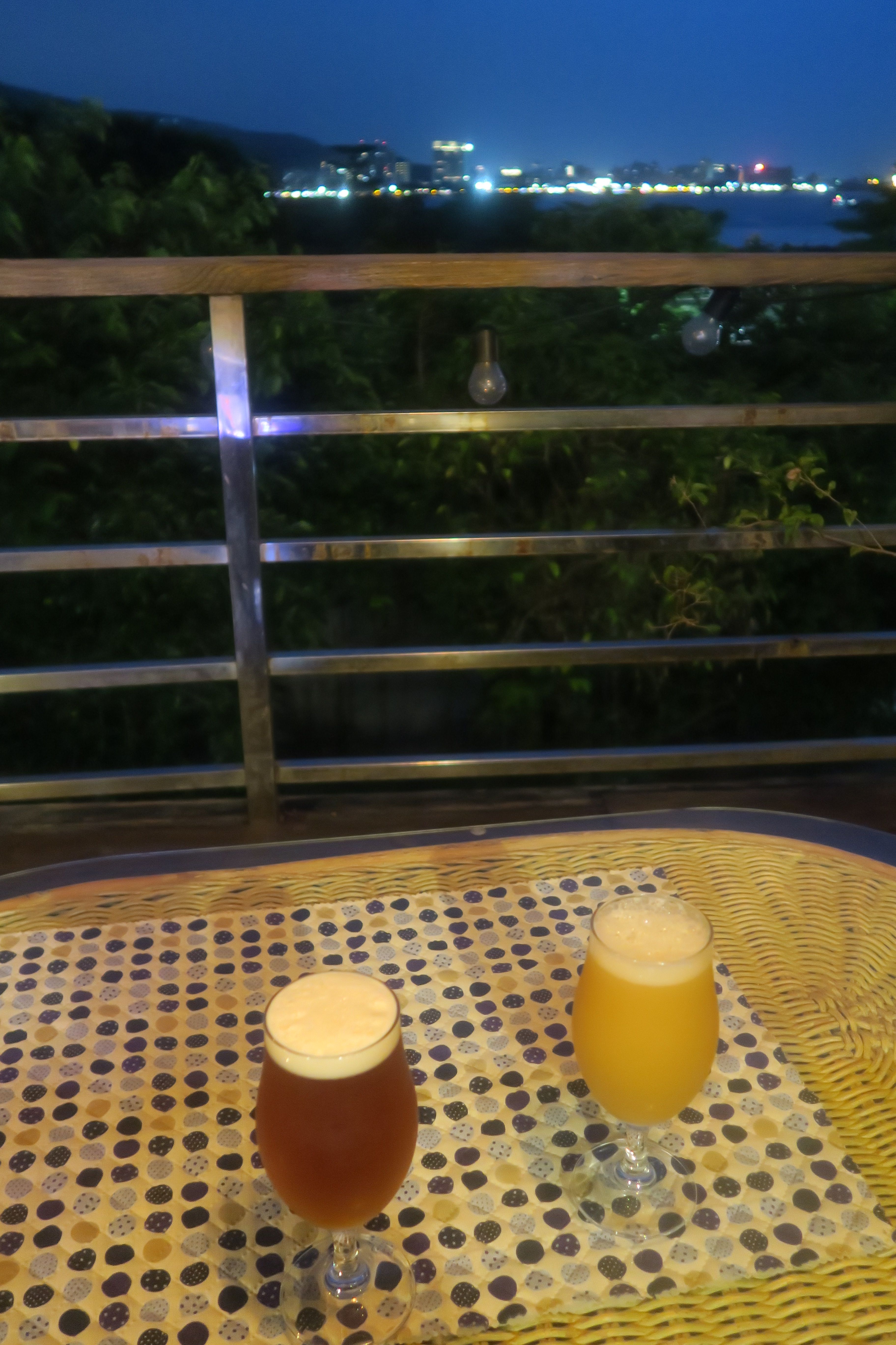 Bire  Tawan - The Balcony (Tamsui)